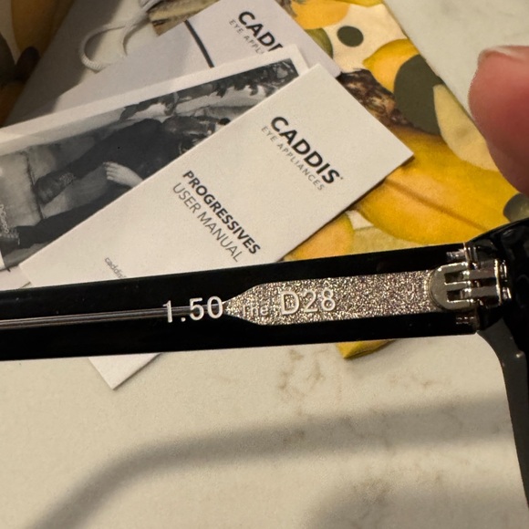 Caddis D28 1.5 PROGRESSIVE Readers with Blue Light in Black - Picture 3 of 5